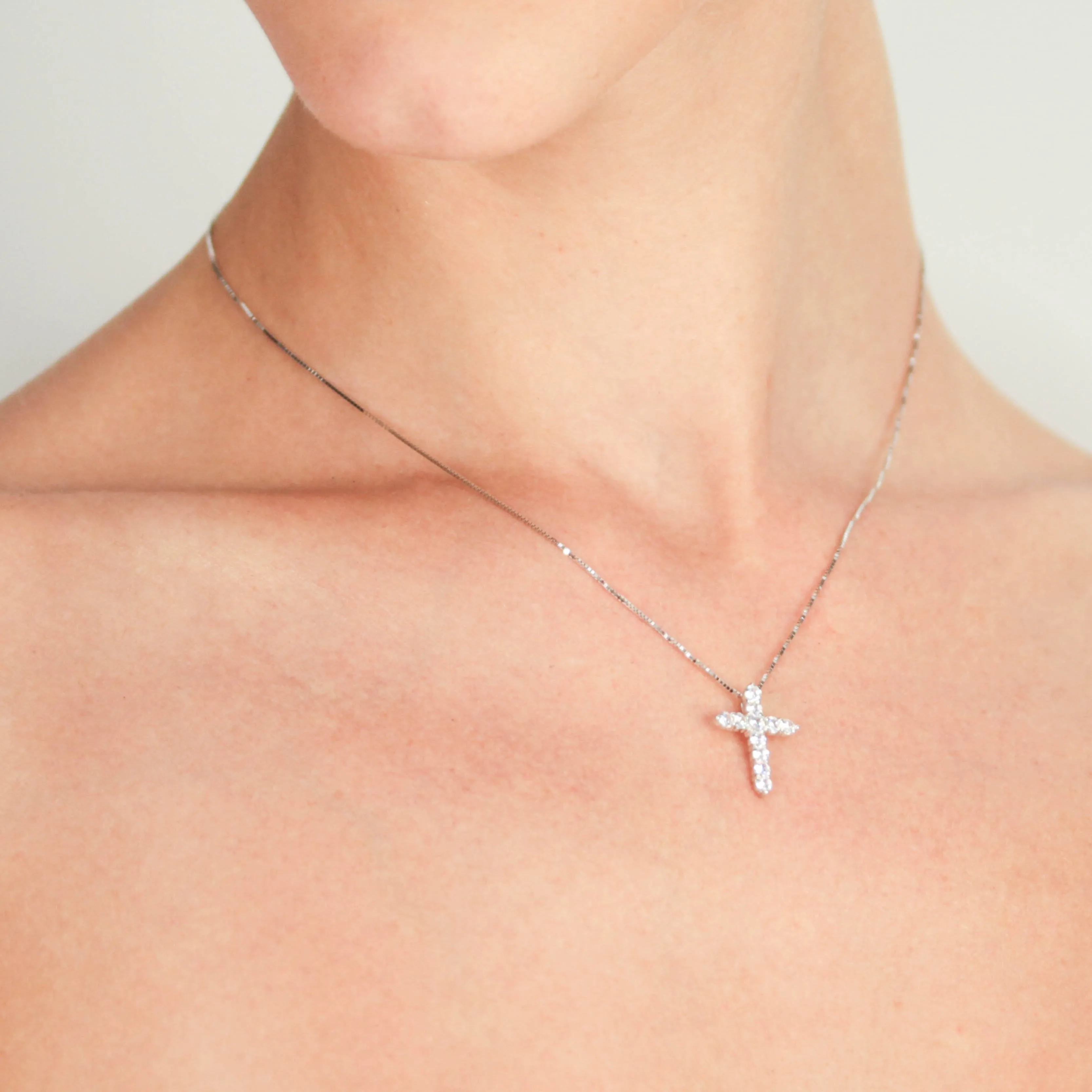 Anastasia Cross Pendant