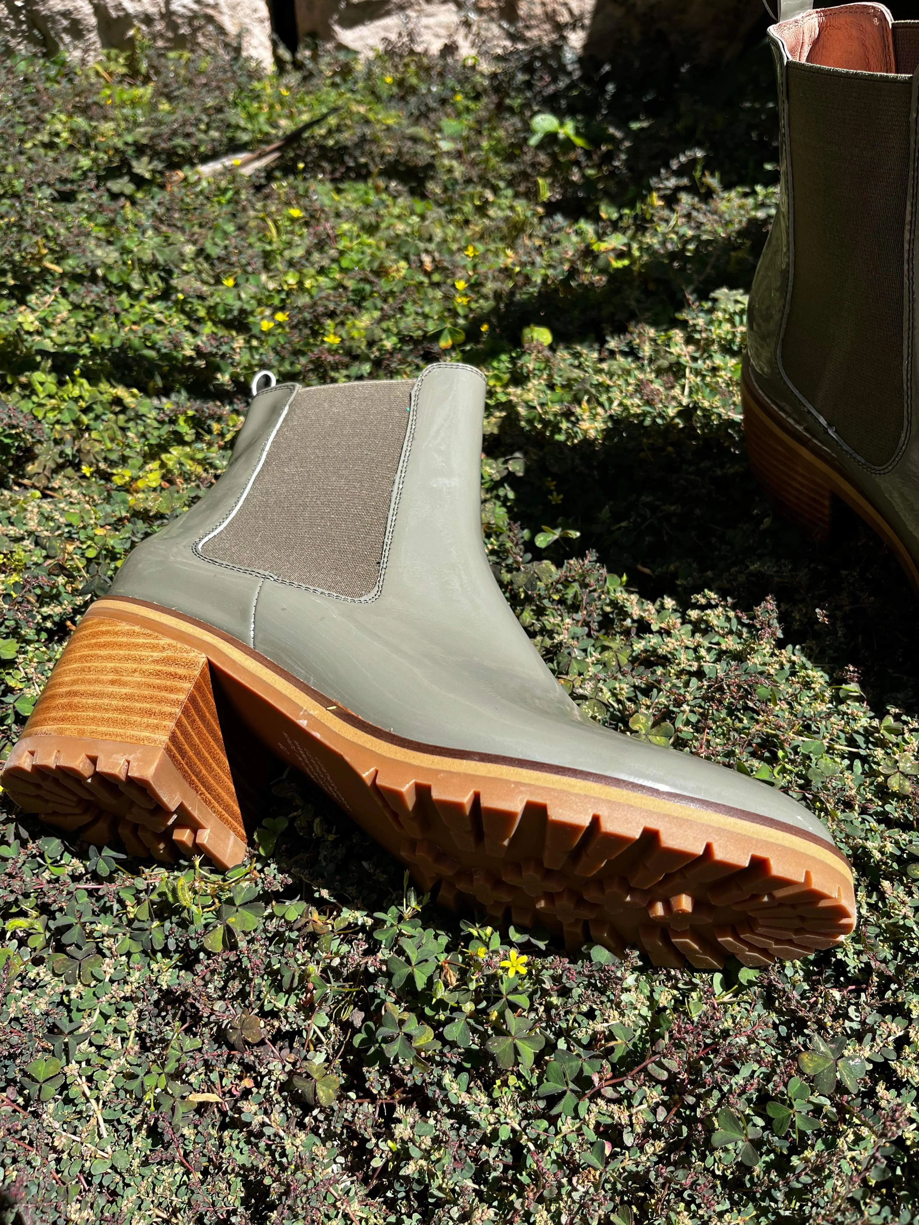 Biscoti Patent Leather Boots - Olive