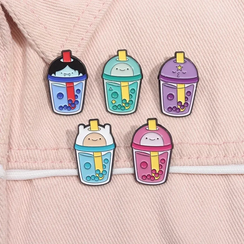 Cartoon Style Cute Cowboy Style Geometric Alloy Stamping Stoving Varnish Plating Unisex Brooches