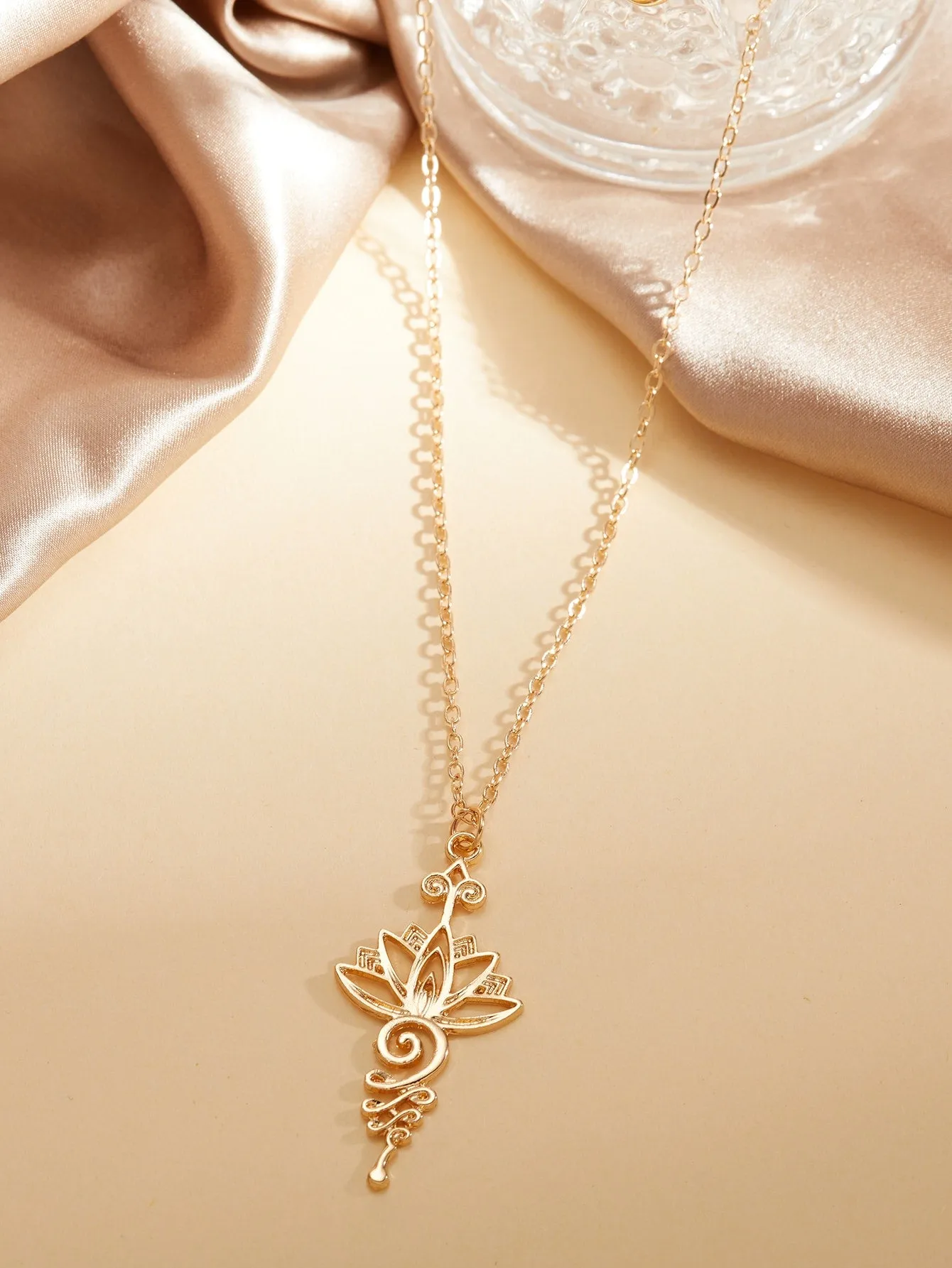 Creative Flower Pendant Necklace Jewelry for Women Gift for Her Necklace