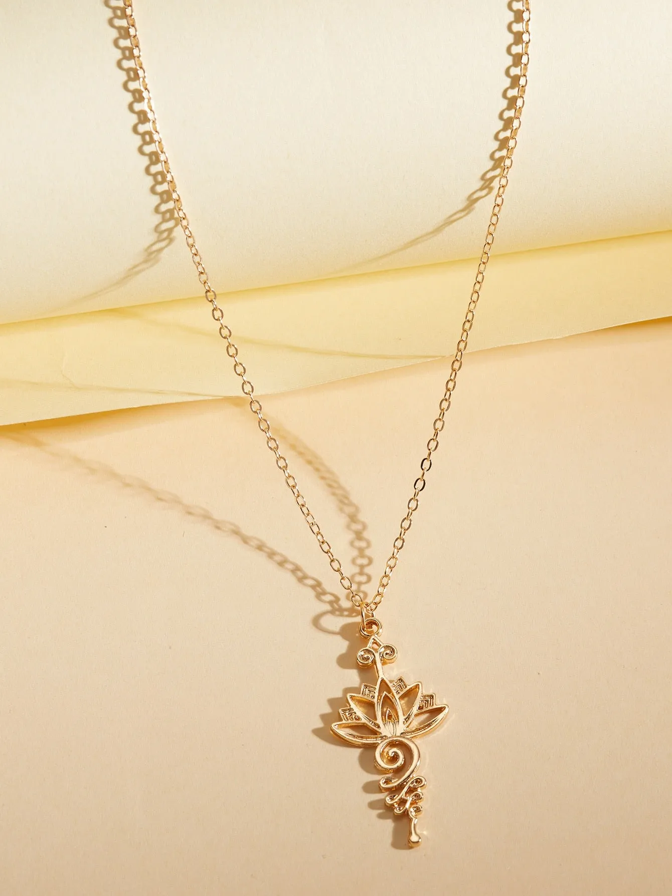 Creative Flower Pendant Necklace Jewelry for Women Gift for Her Necklace