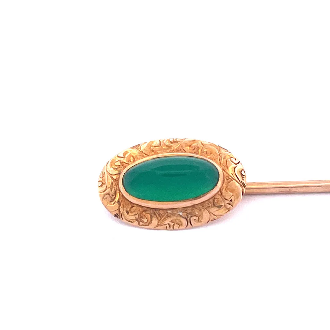 Elegant 14k Yellow Gold Green Chalcedony Pin