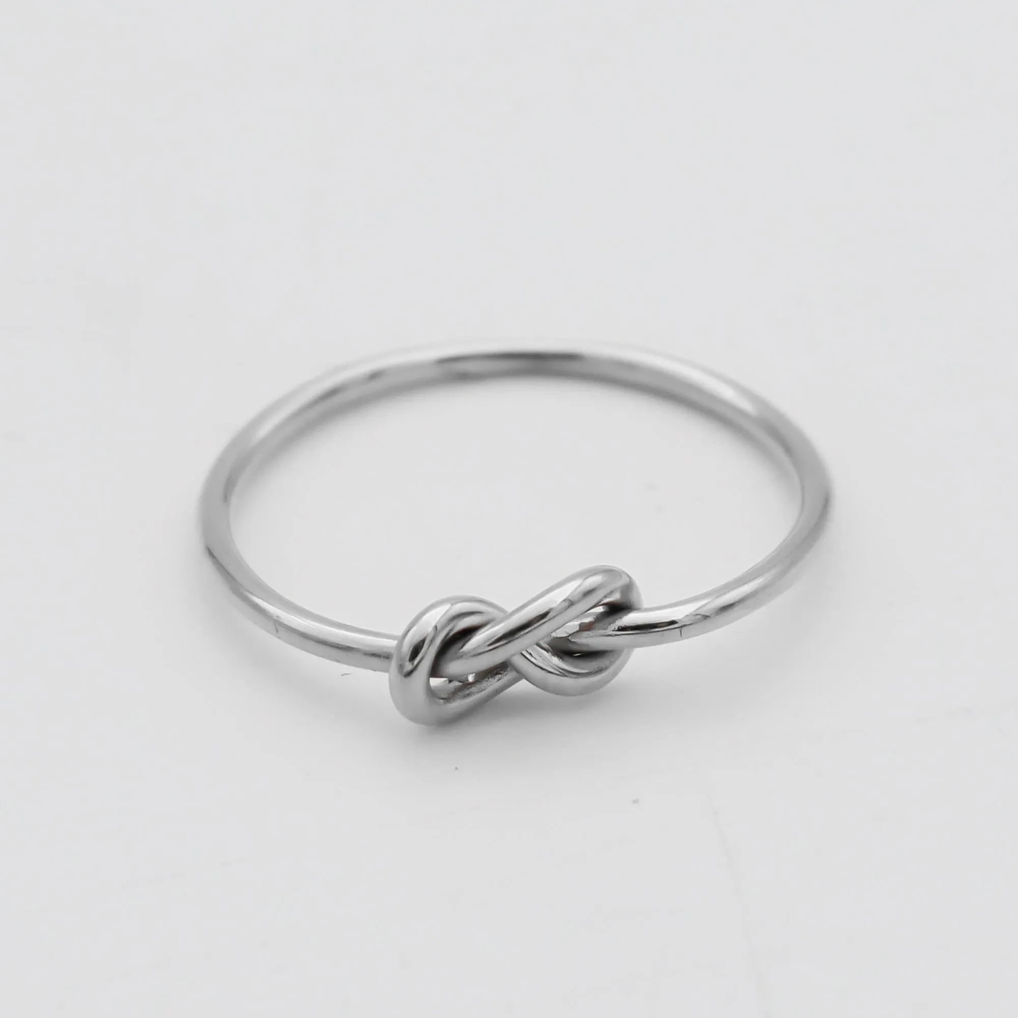 Noelle Knot Ring