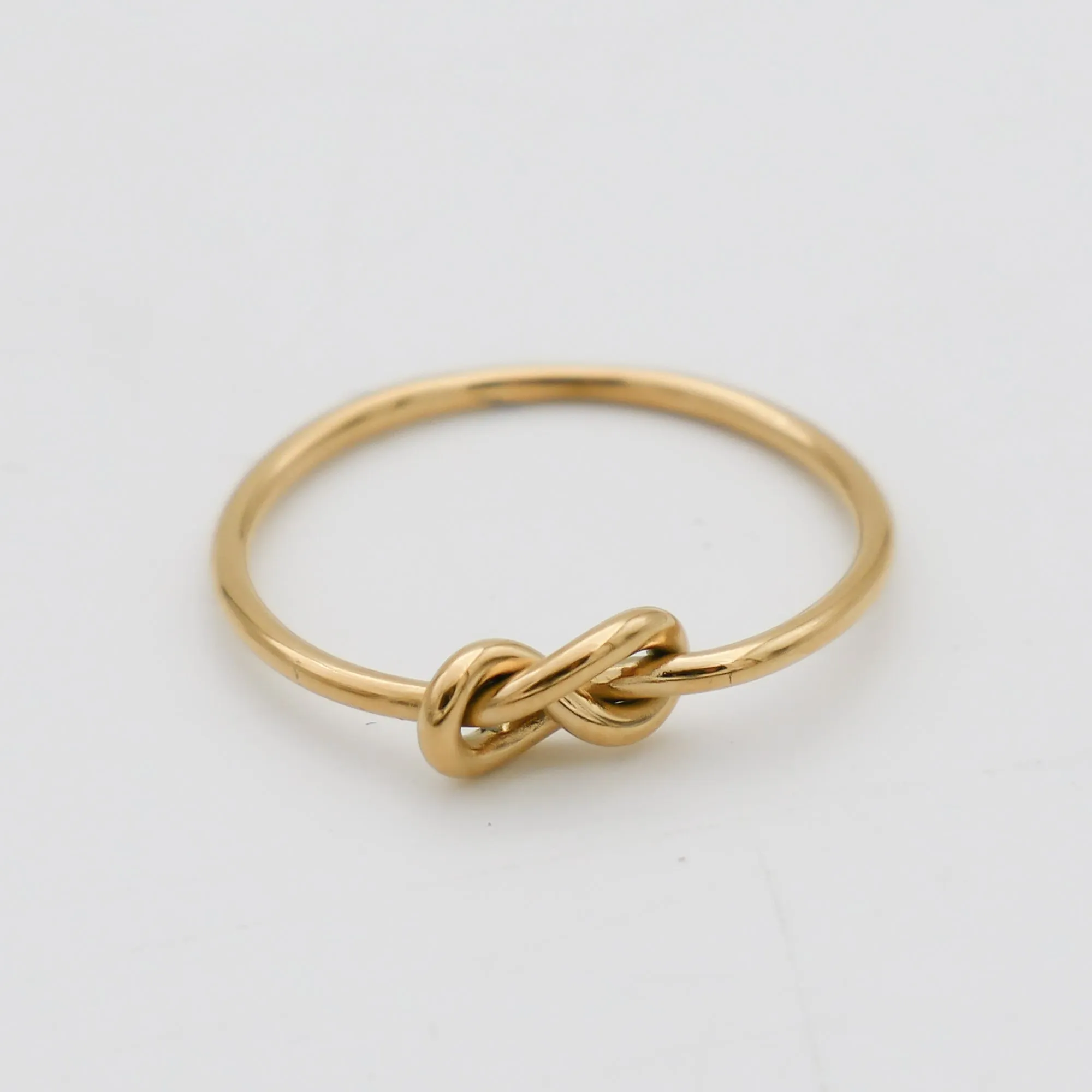 Noelle Knot Ring