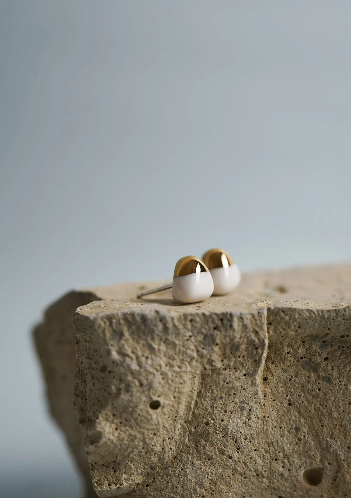 White - Triangle Mini Solid